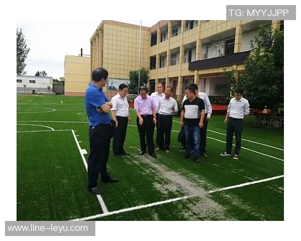 恶霸鲁尼足球场的传奇故事与足球文化的深刻影响